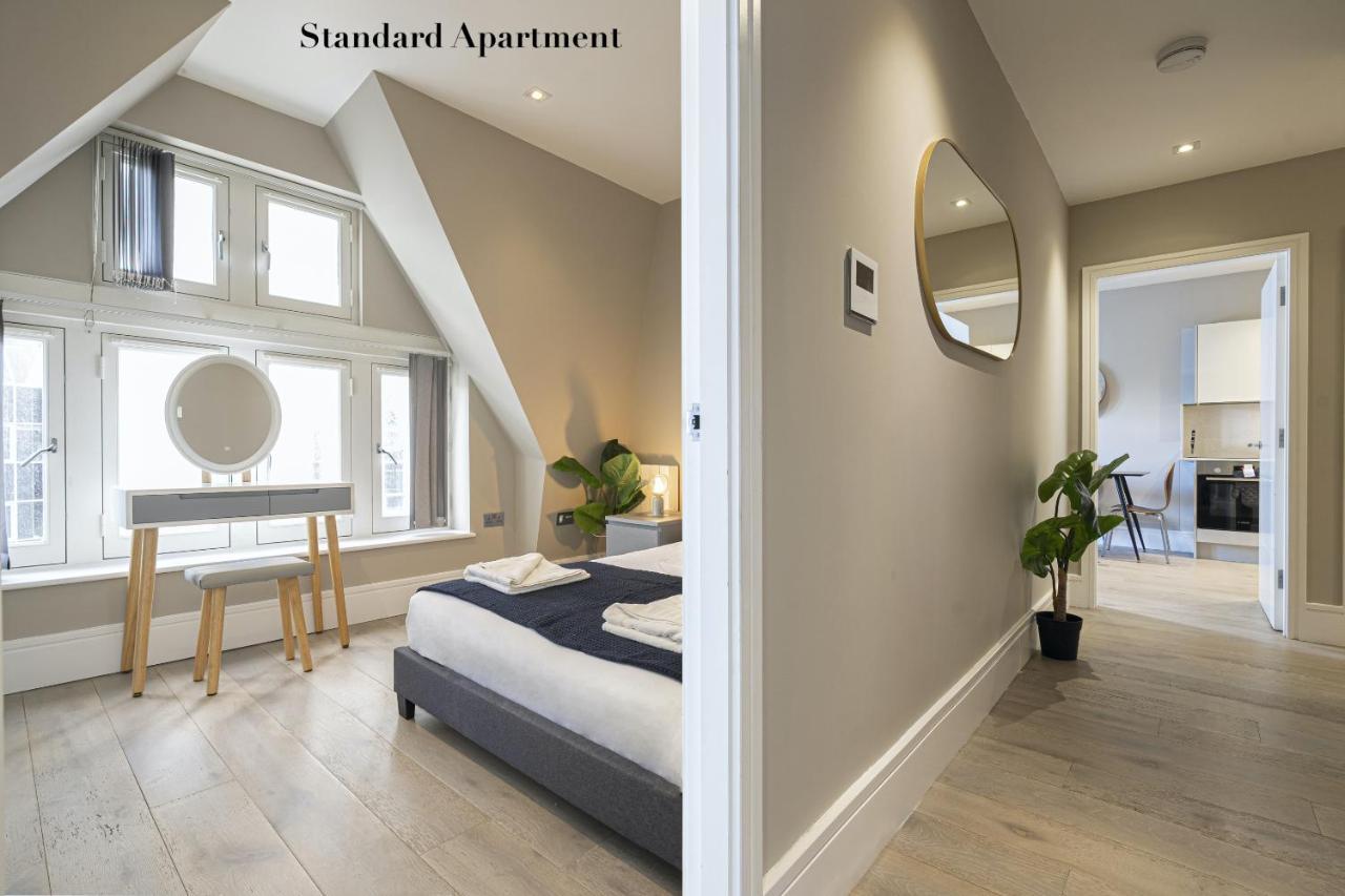 Superb Apartments Opposite Edgware Road Station London Room photo