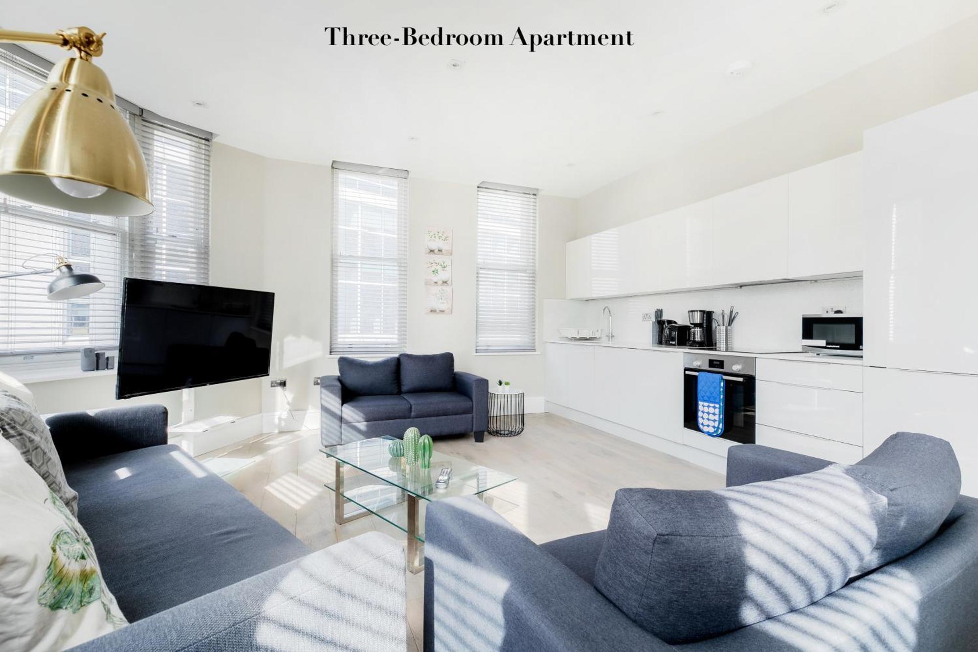 Superb Apartments Opposite Edgware Road Station London Room photo